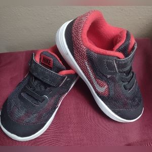 Toddler Nike sneakers